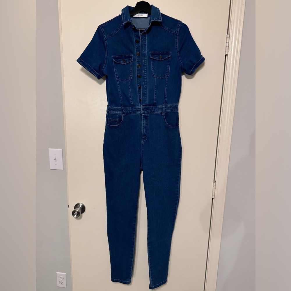 SUPER CUTE Denim Jumpsuit!!!